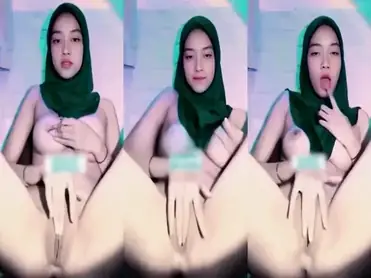 Bokep Hijab Sarah Colmek Basah Gaya Solo Intens Lumer HD